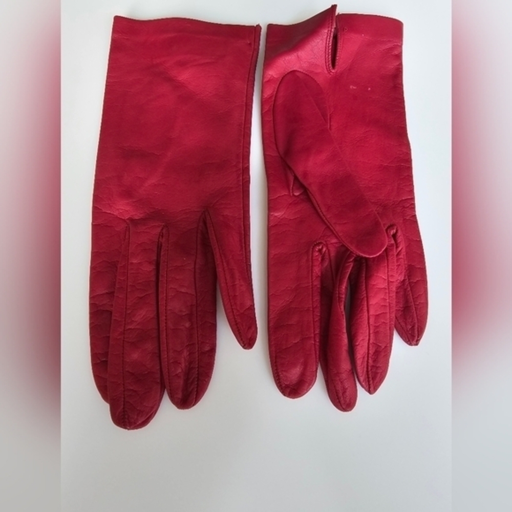 Vintage red leather gloves by Sermoneta, made in Italy‎